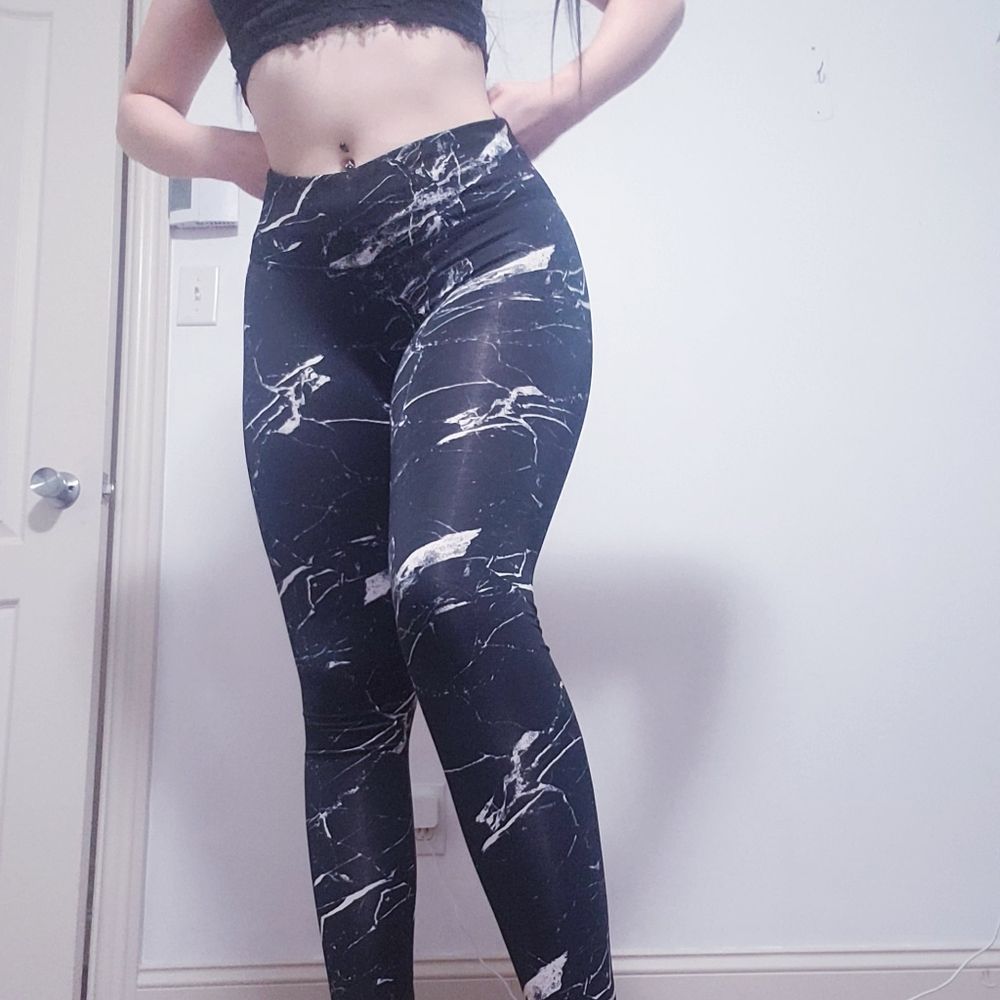 Infinite Performance Marble Black&White Leggings